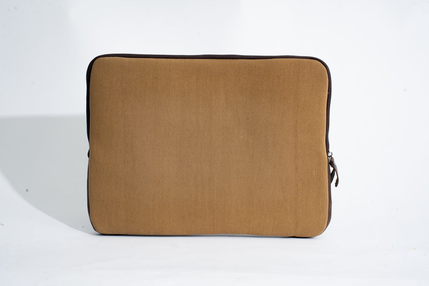 Joobran’s laptop sleeve – Tan