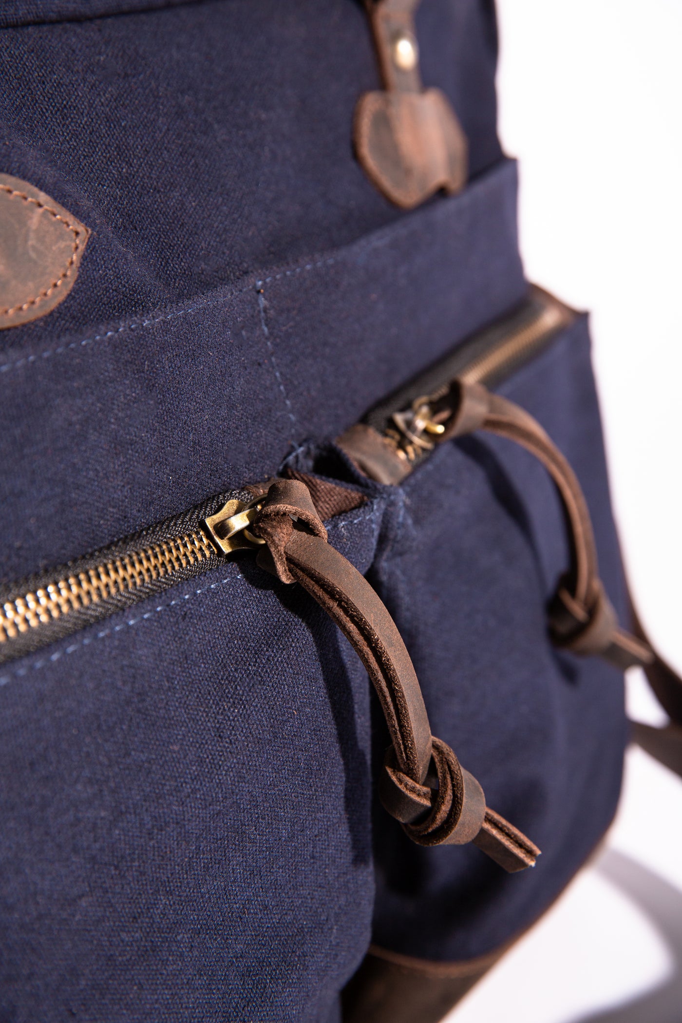 Charlie Messenger Bag - Navy Blue