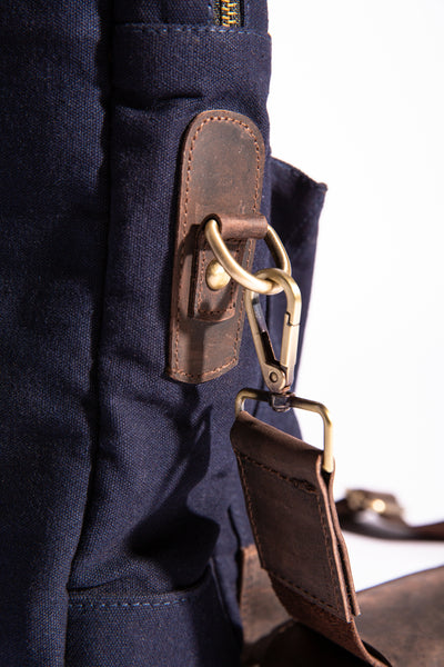 Charlie Messenger Bag - Navy Blue