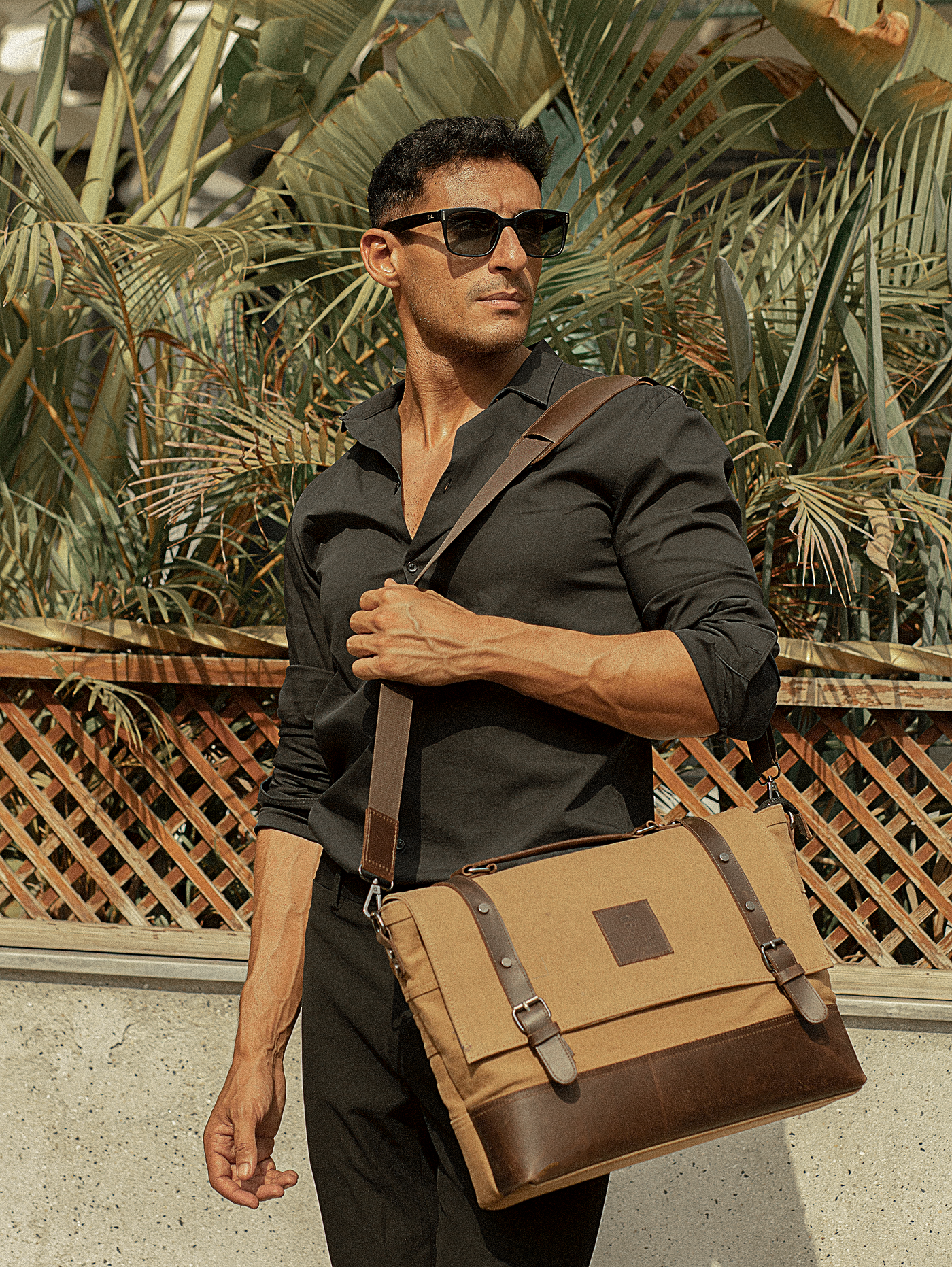 Work Satchel “ Messenger Bag “ – Tan