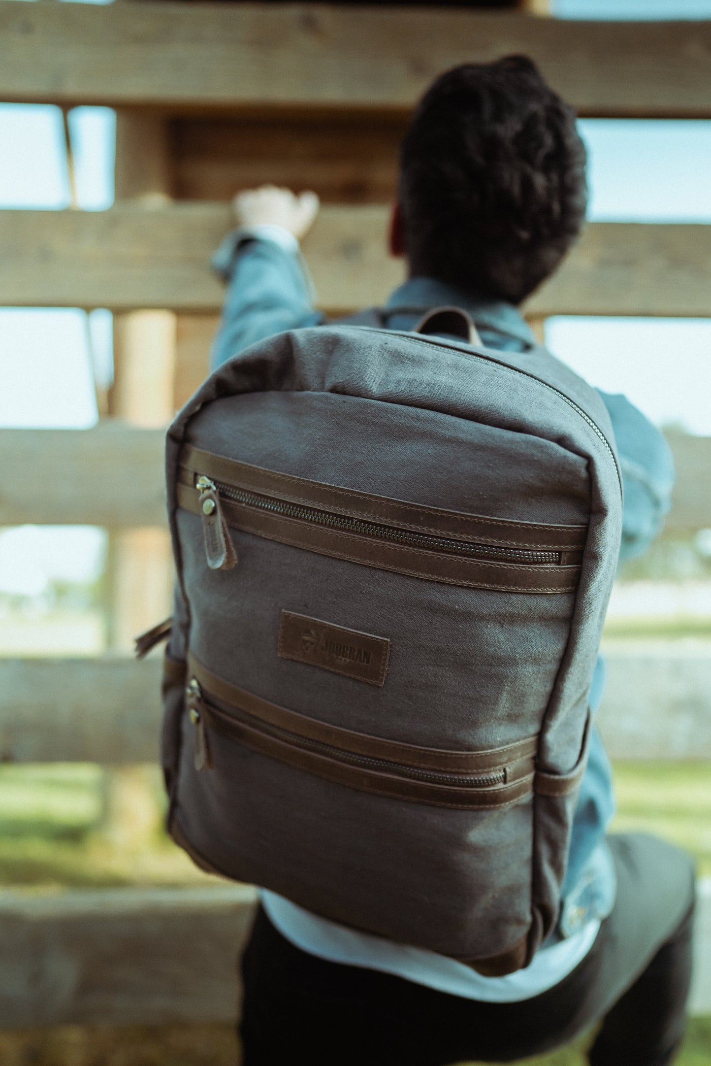 Randel waxed canvas backpack – Dark Grey