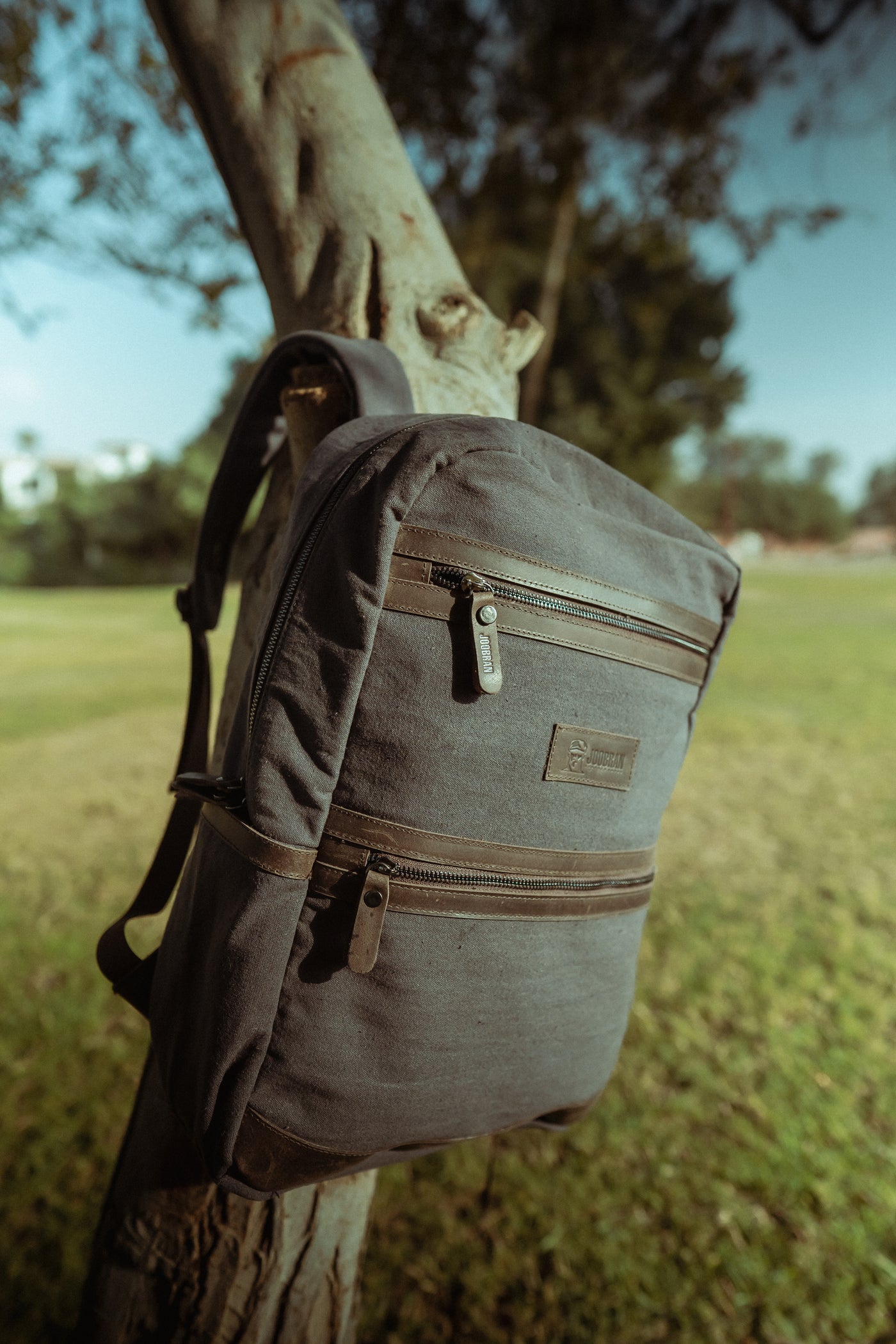 Randel waxed canvas backpack – Dark Grey