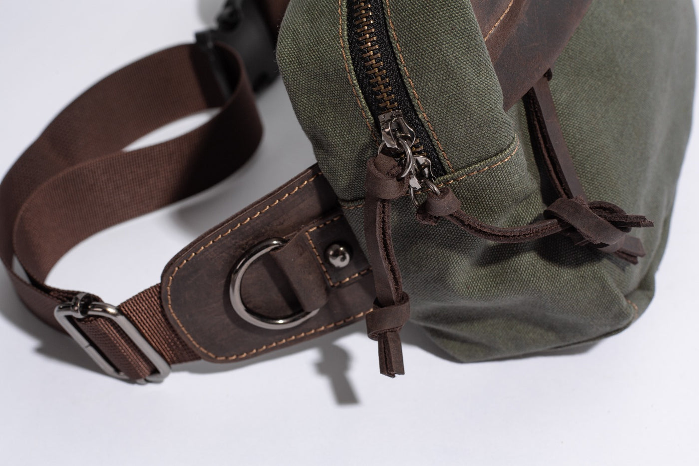 Chester Fanny Bag ''100% Cotton canvas & Cow leather'' - Army