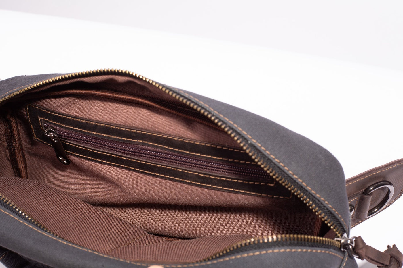 Chester Fanny Bag ''100% Cotton canvas & Cow leather'' - Black