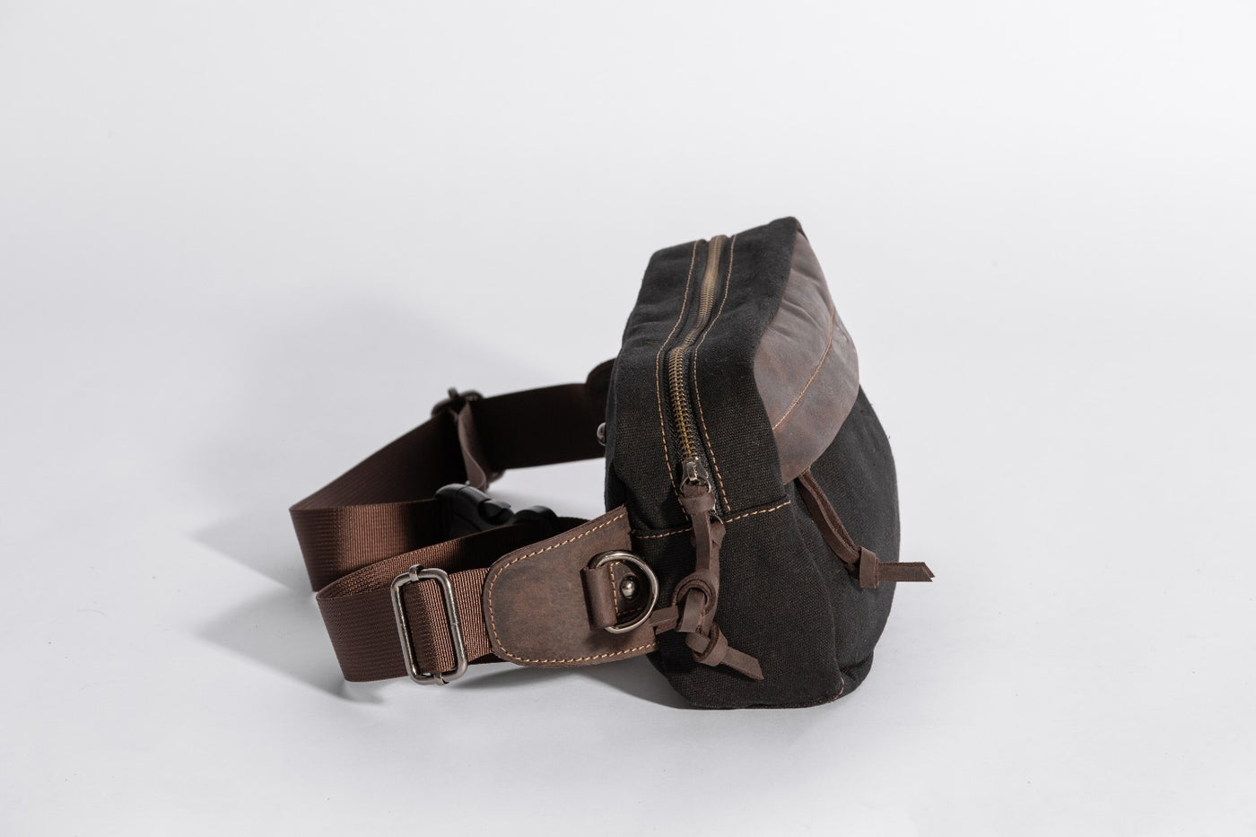 Chester Fanny Bag ''100% Cotton canvas & Cow leather'' - Black