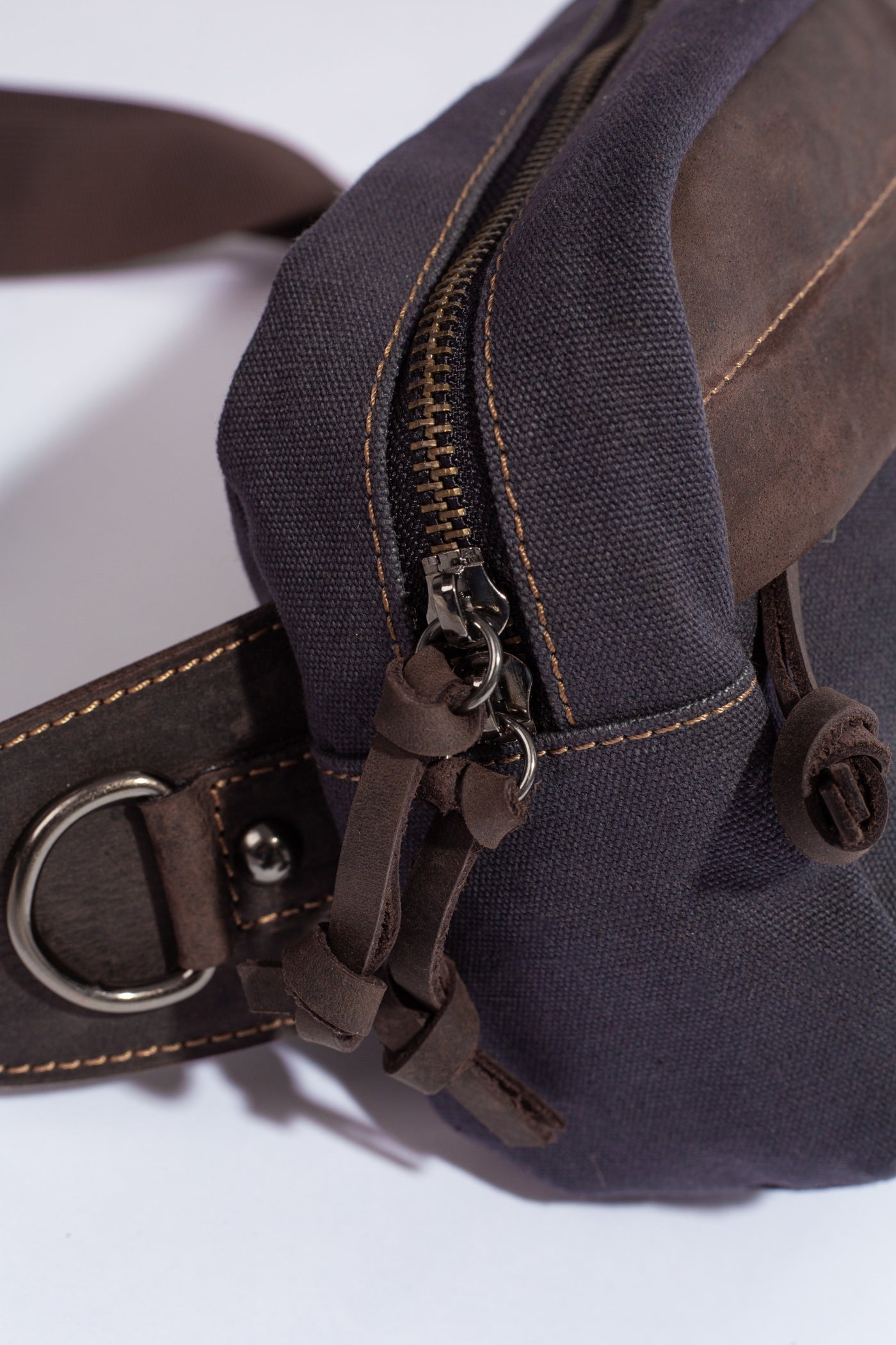 Chester Fanny Bag ''100% Cotton canvas & Cow leather'' - Dark Grey