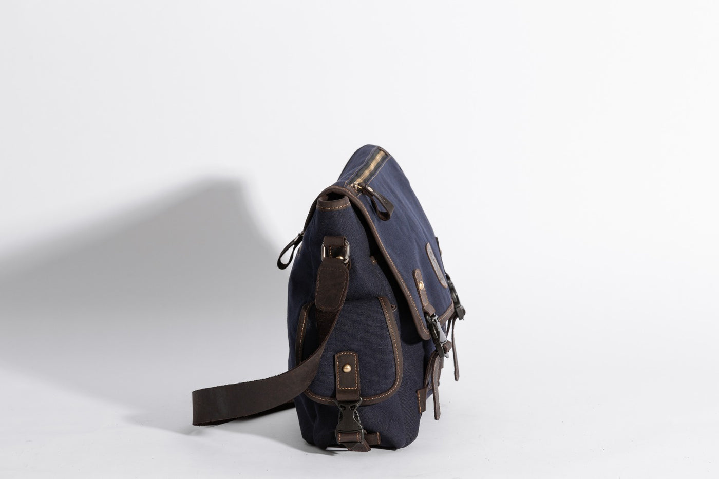 Marlow Messenger Bag ''100% Cotton canvas & Cow leather'' - Navy Blue