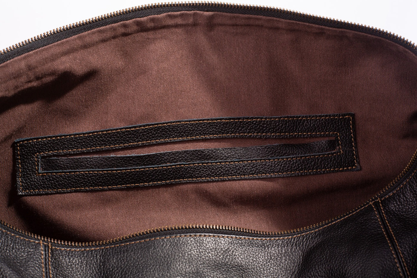 Rover Travel Bag ''Cow leather'' - Black