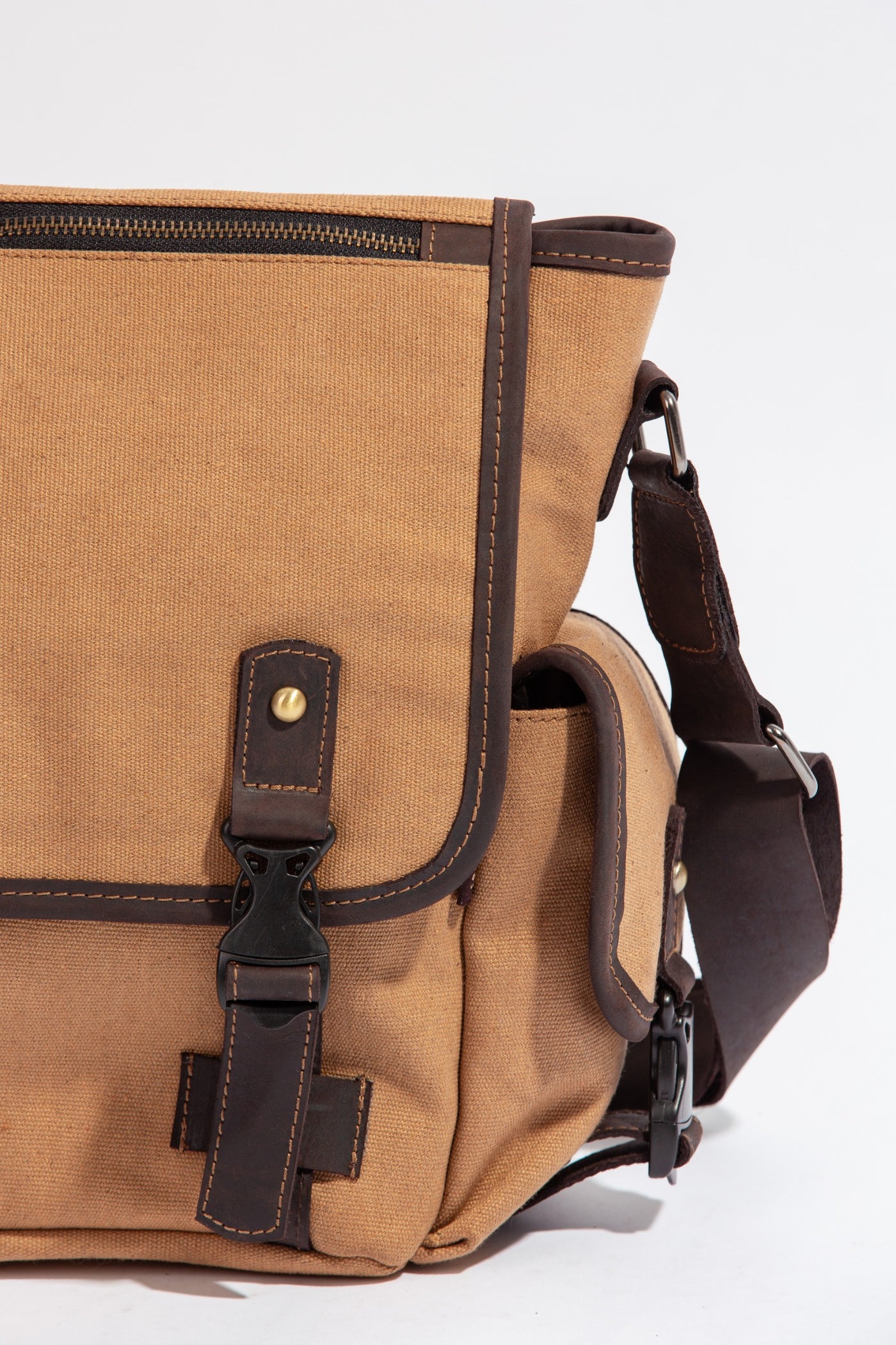 Marlow Messenger Bag ''100% Cotton canvas & Cow leather'' - Tan