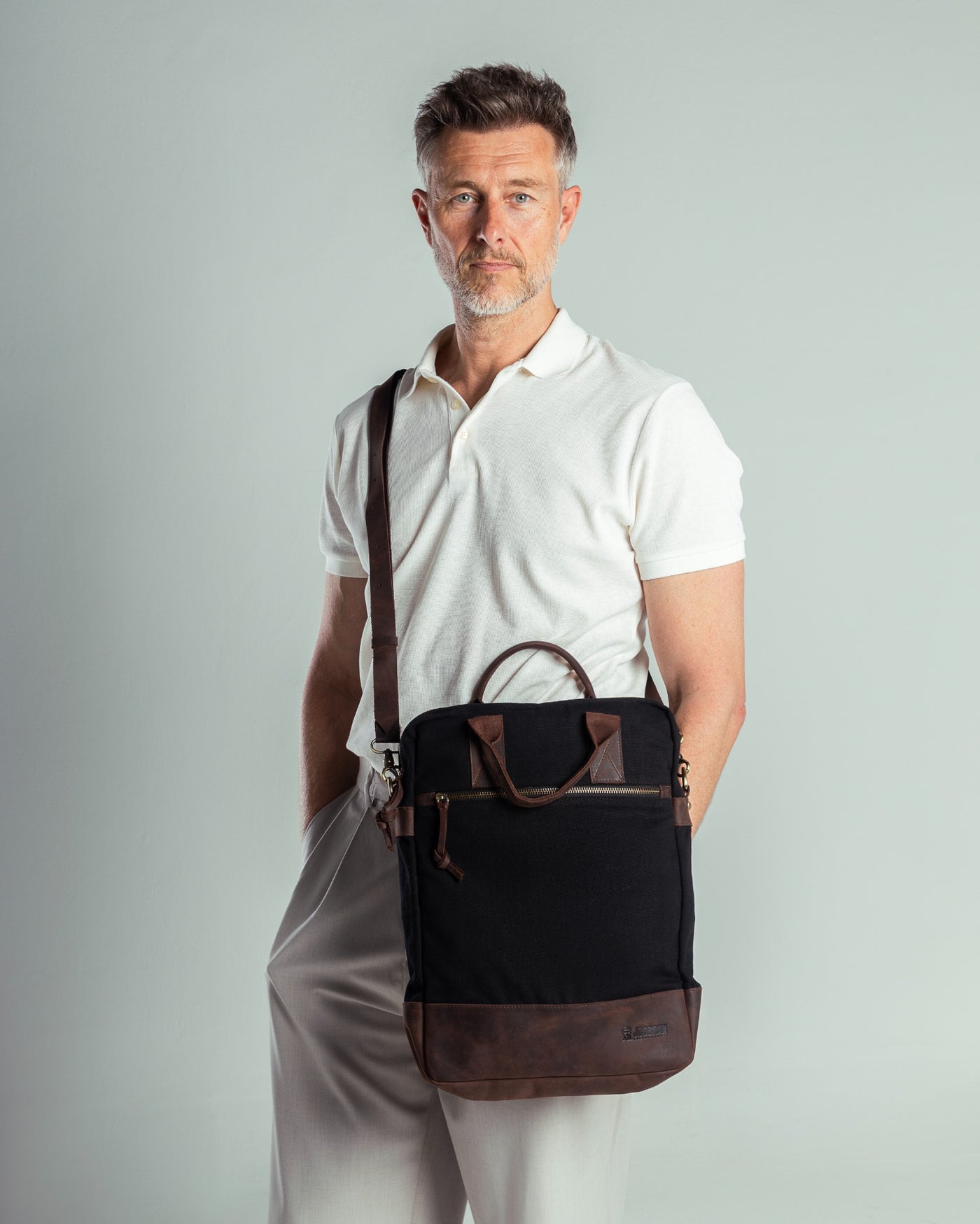Ola Messenger Bag ''100% Cotton canvas & Cow leather''- Black