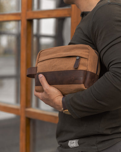 Toiletry bag “hand bag“ – Tan