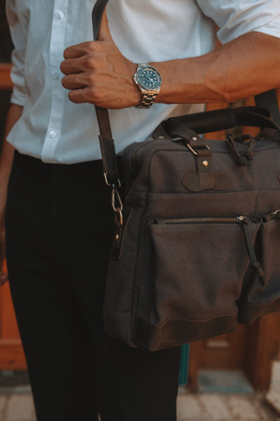 Charlie Messenger Bag - Dark Grey