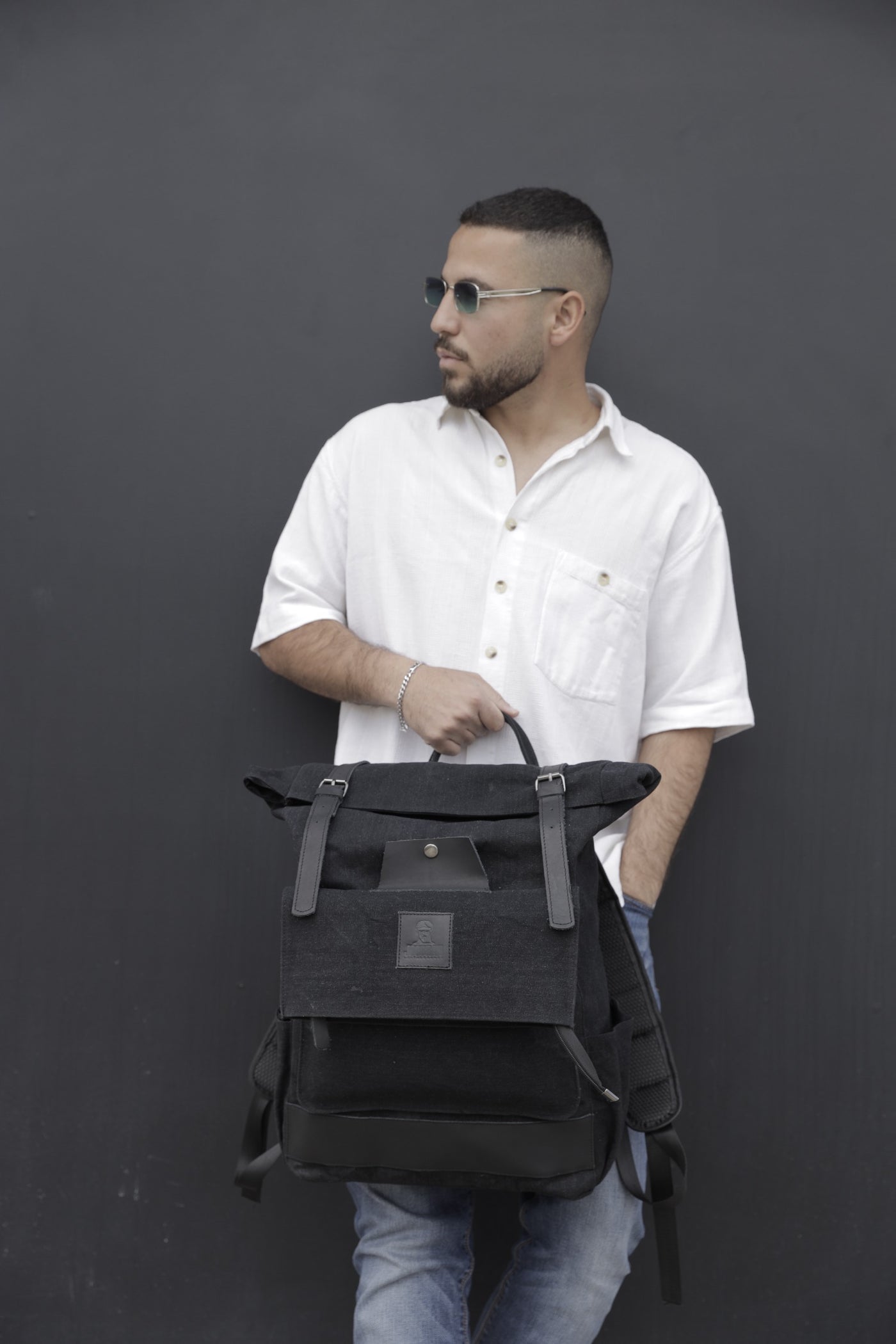 Rolltop vintage backpack – Black